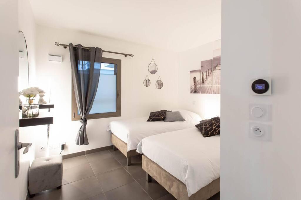 A7- 2 Bdr Sea & Mountain View - Ac, Parking, Pool & Terrace Daire Antibes Dış mekan fotoğraf